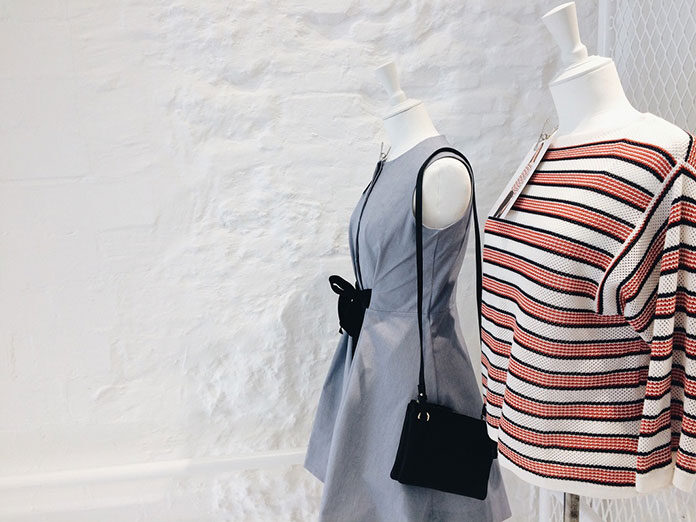 6084 Odzież damska w stylu chic