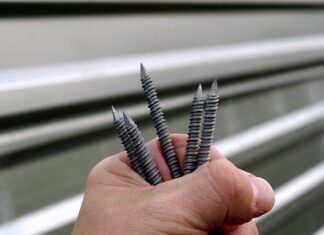 Czym mocować laty i kontrłaty? Czym mocować laty i kontrłaty?