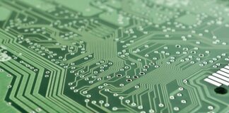 Jakie wkręty do płyty meblowej 18 mm?