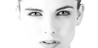 Co zrobić żeby skóra schodziła z kiełbasy?