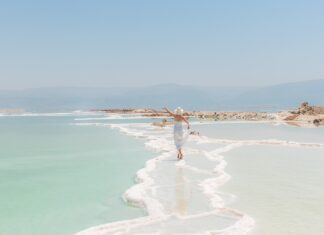 Czy trzeba używać soli i nabłyszczacza do zmywarki?