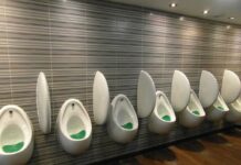 Co daje moczenie nóg w wodzie z szarym mydłem? Co daje moczenie nóg w wodzie z szarym mydłem?