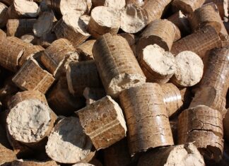 Czy można zrobić pellet z kartonu?