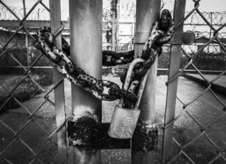 Czy wkręty ocynkowane rdzewieją? Czy wkręty ocynkowane rdzewieją?